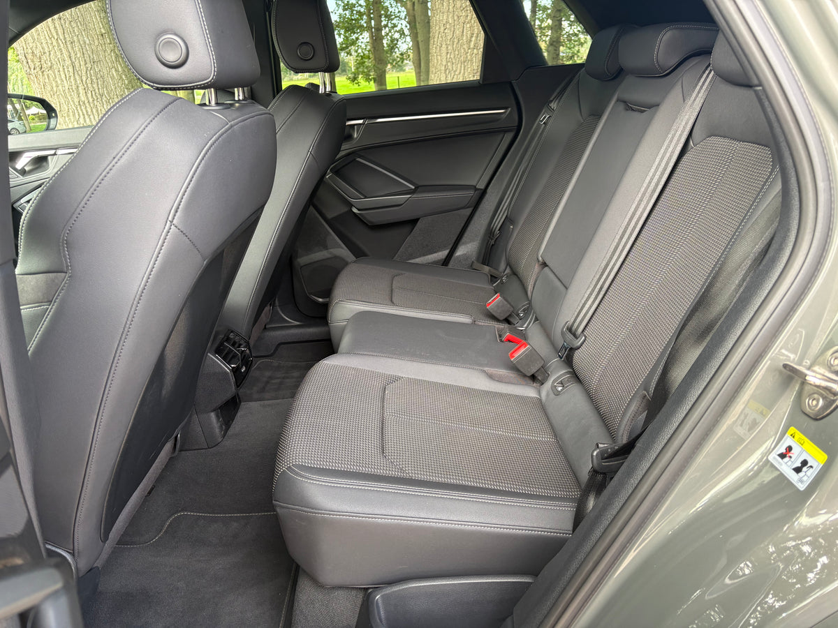 Audi Q3 S line 45 Tfsi e 245pk Phev S Tronic 2023 Grijs