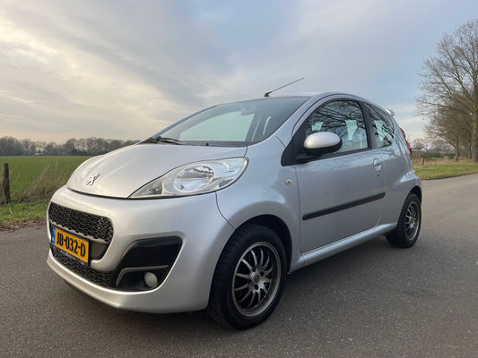 Peugeot 107 1.0 12V E-vti 68PK 3DR 2012 Grijs