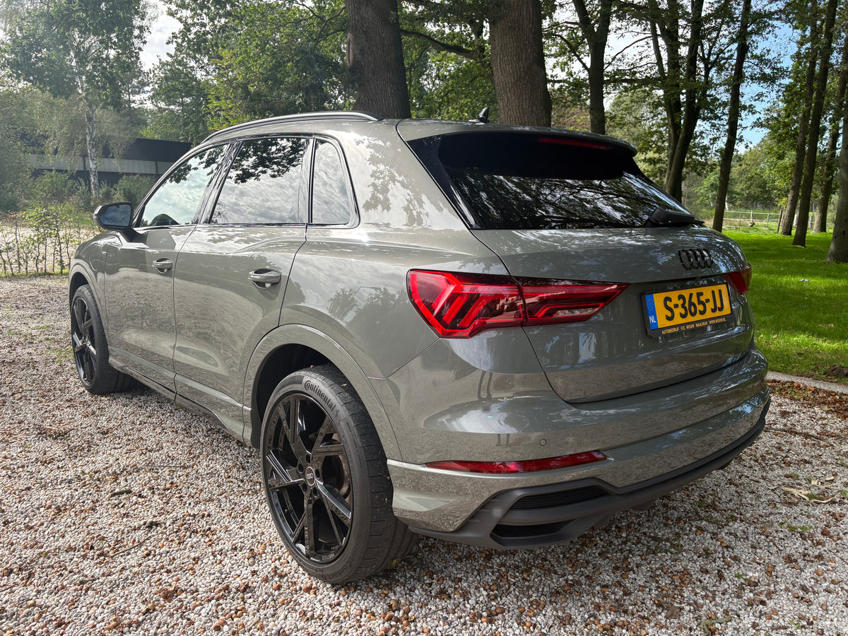 Audi Q3 S line 45 Tfsi e 245pk Phev S Tronic 2023 Grijs