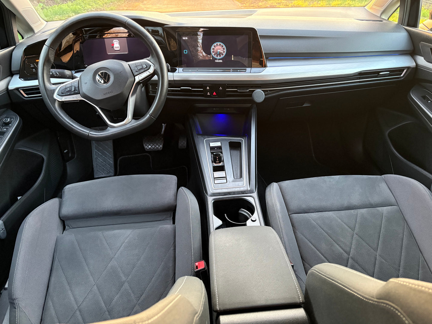 Volkswagen Golf 1.0 Etsi 110pk 7-DSG 2021 Zwart