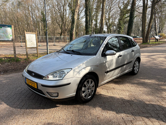Ford Focus 1.6 I Ghia 2004 Grijs / NEW APK