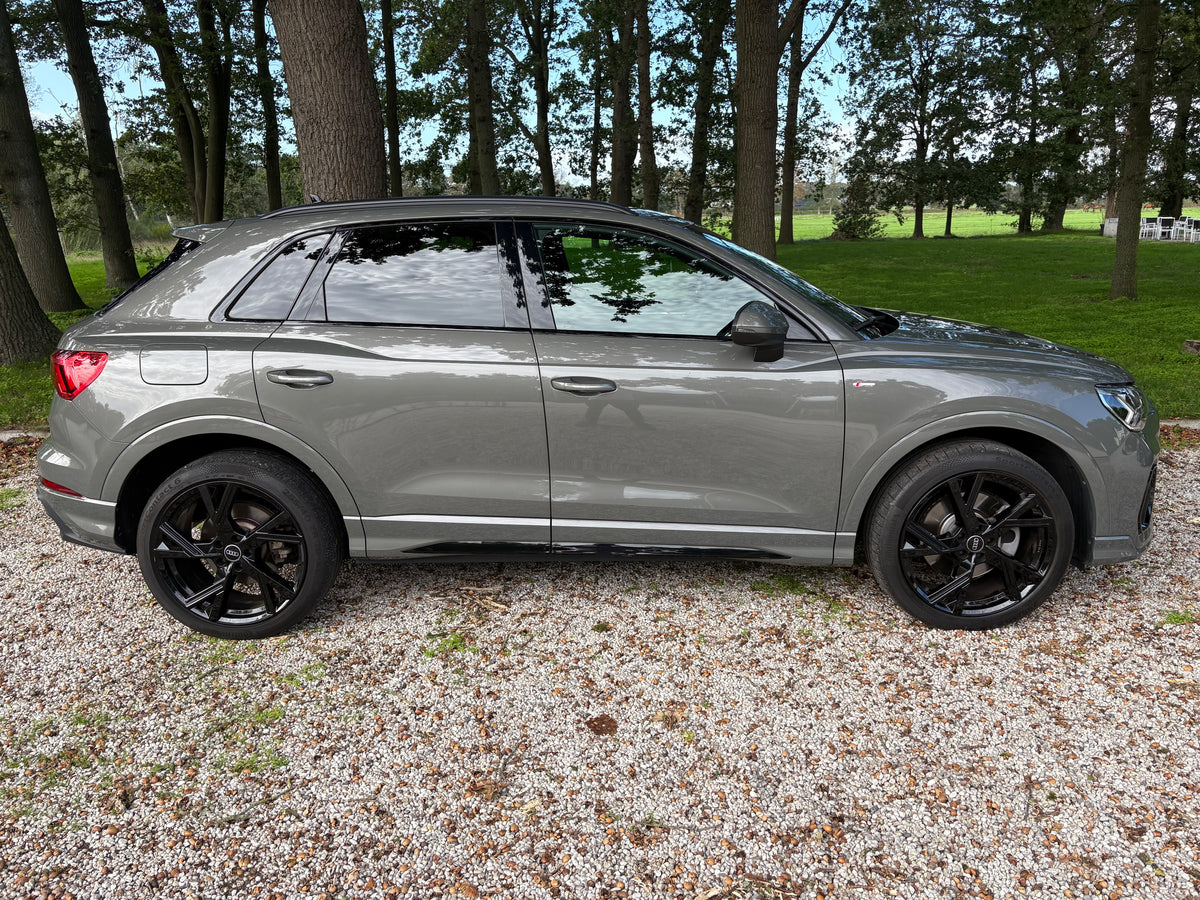 Audi Q3 S line 45 Tfsi e 245pk Phev S Tronic 2023 Grijs
