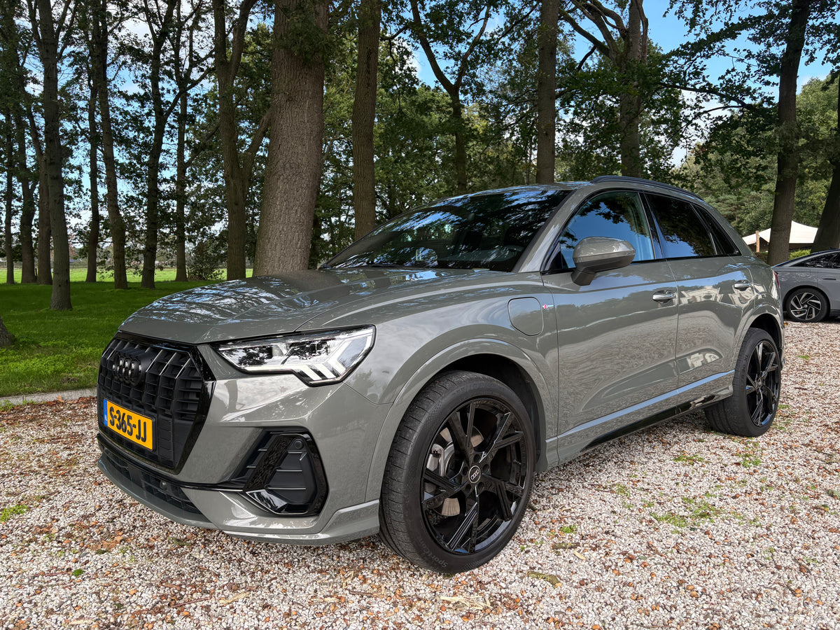 Audi Q3 S line 45 Tfsi e 245pk Phev S Tronic 2023 Grijs