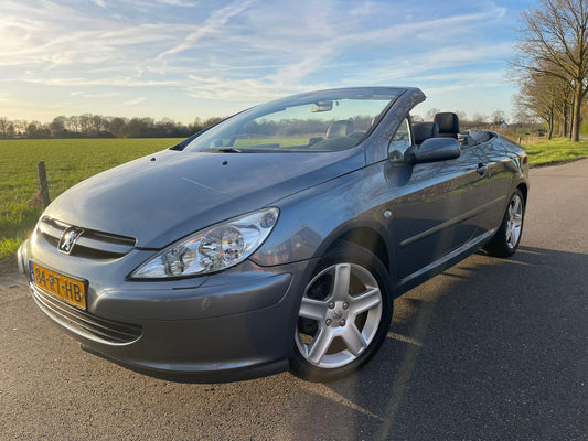 Peugeot 307 2.0 16V CC AUT 2005 Grijs / NEW APK