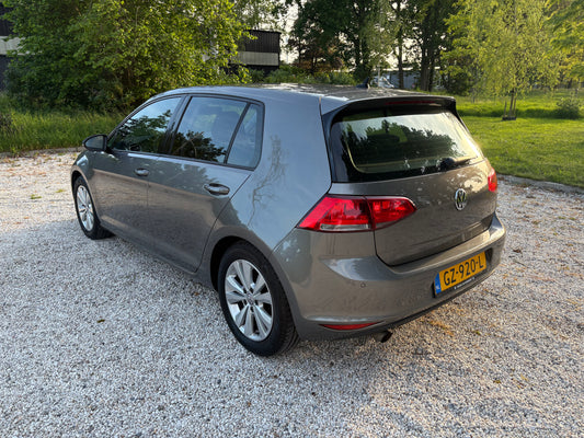 Volkswagen Golf 1.0 TSI 85KW DSG 5D 2015 Grijs