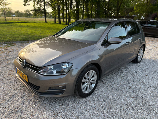 Volkswagen Golf 1.0 TSI 85KW DSG 5D 2015 Grijs